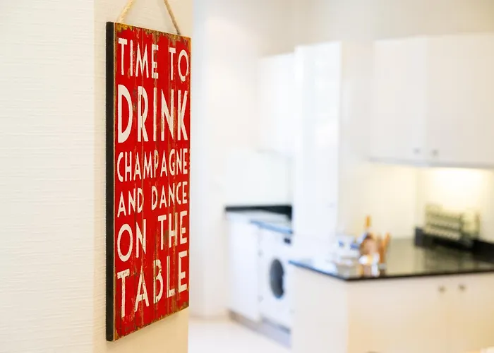 Superbe T3 - 10 Min Palais - Parking Apartman *