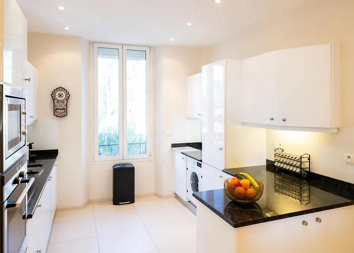 Superbe T3 - 10 Min Palais - Parking Apartman Cannes